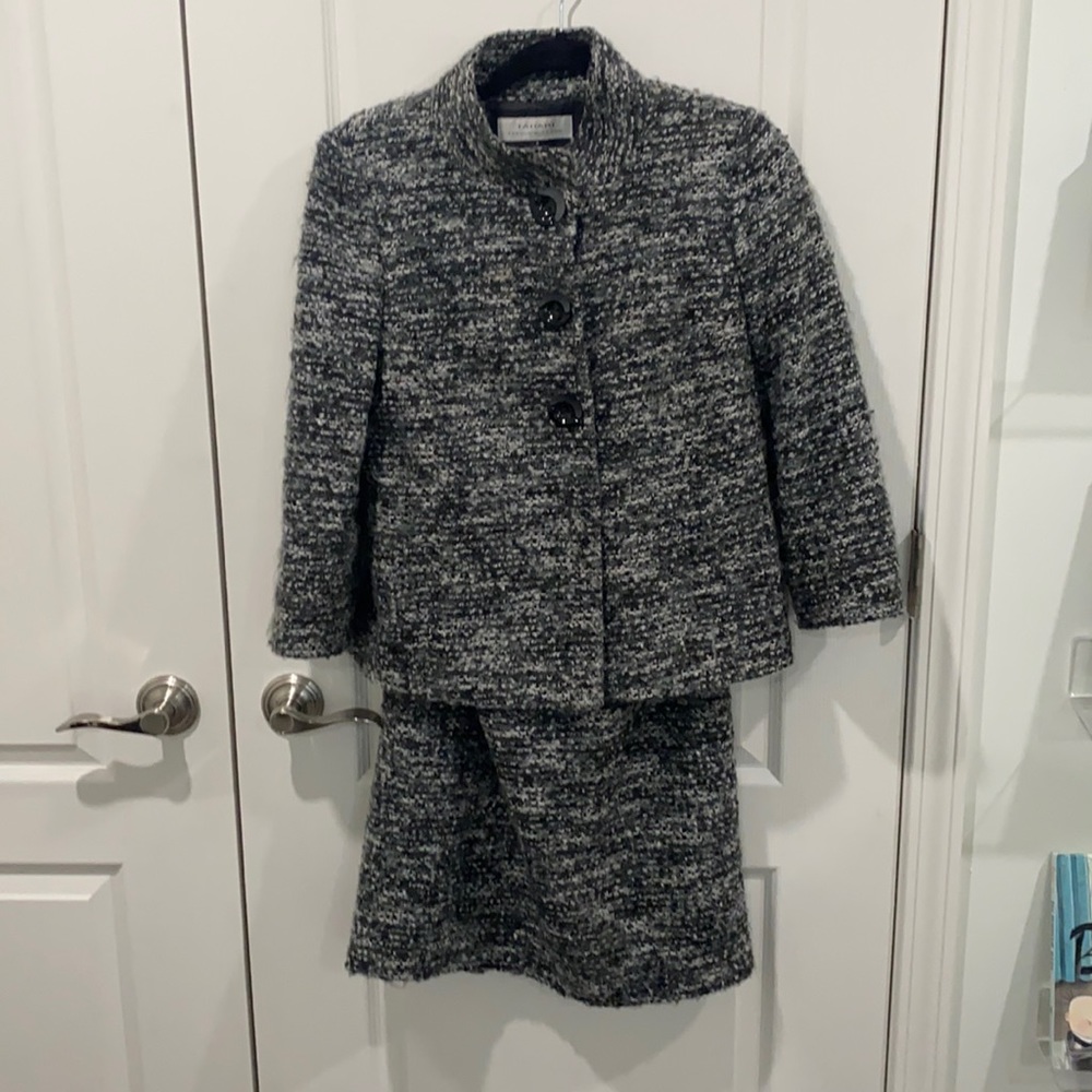 Tahari 2 piece blended wool Blazer Set